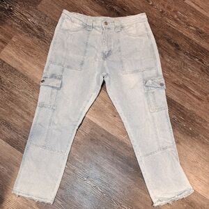 KanCan Light Blue Ankle Jeans With Frayed Hem
